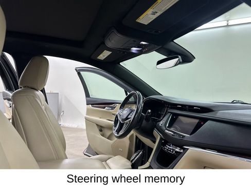 Used 2019 Cadillac XT5 Luxury FWD image 23