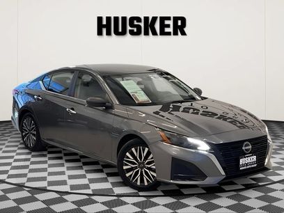 Used 2025 Nissan Altima 2.5 SV