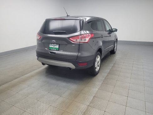 Used 2016 Ford Escape SE FWD image 9