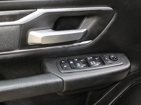 Used 2019 RAM 1500 Big Horn AWD/4WD image 16