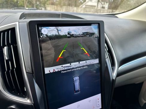 Certified 2022 Ford Edge Titanium AWD/4WD image 36