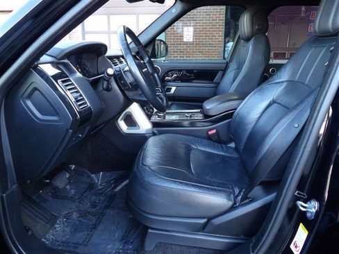 Used 2018 Land Rover Range Rover image 9