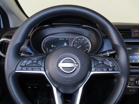 New 2025 Nissan Versa SV w/ Electronics Package FWD image 20