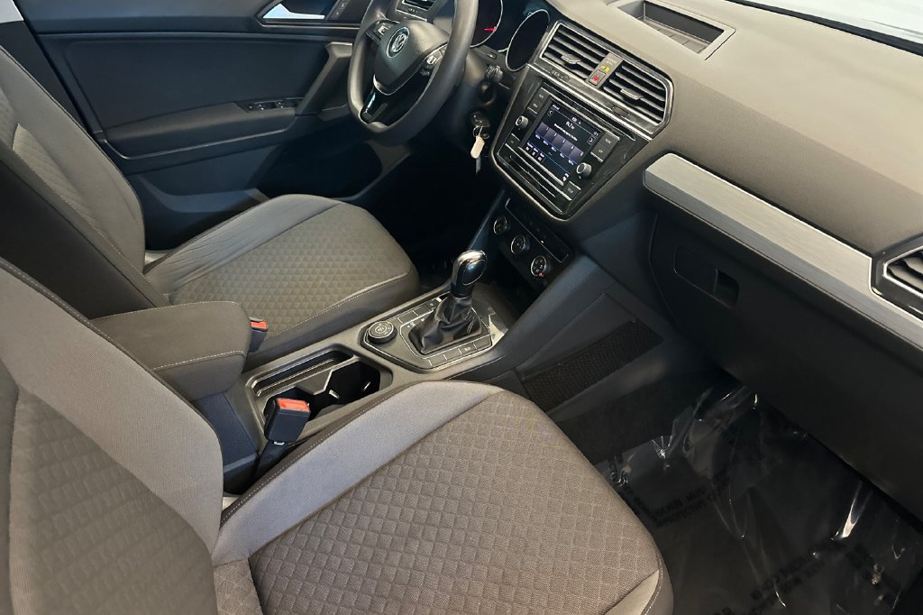 Used 2019 Volkswagen Tiguan S w/ 3rd Row Seat Package AWD/4WD image 17