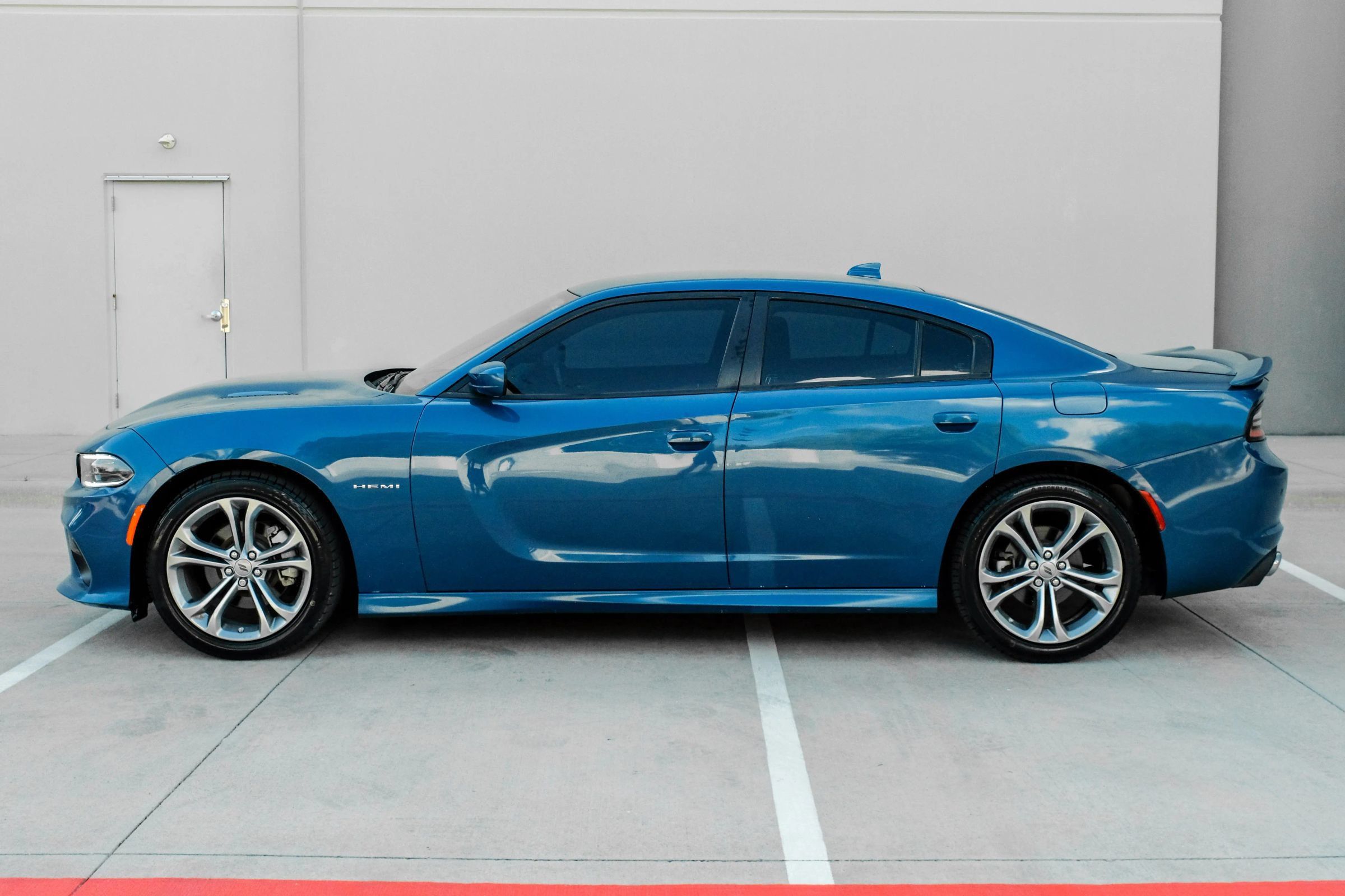 Used 2022 Dodge Charger R/T w/ Driver Convenience Group RWD image 10
