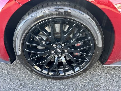 Used 2015 Ford Mustang GT Premium w/ GT Performance Package RWD image 7