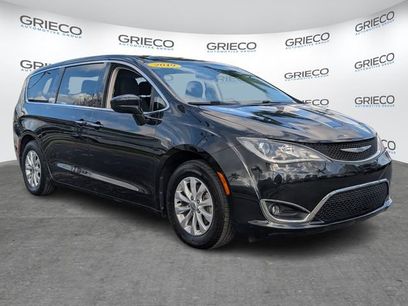 Used 2019 Chrysler Pacifica Touring Plus