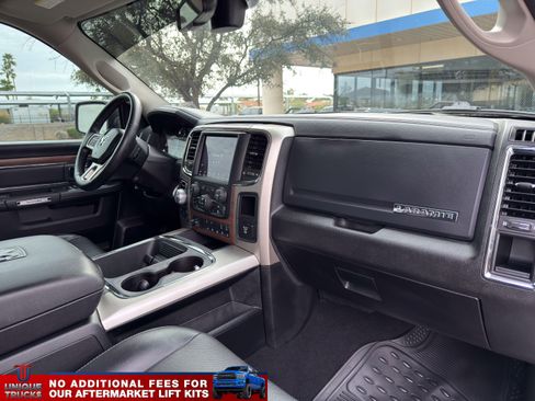 Used 2018 RAM 1500 Laramie w/ Convenience Group image 28