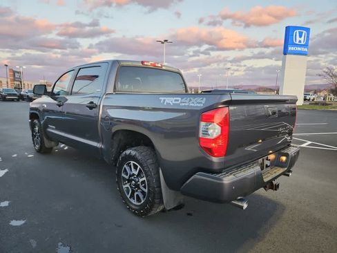 Used 2018 Toyota Tundra SR5 w/ TRD Off Road Package image 4