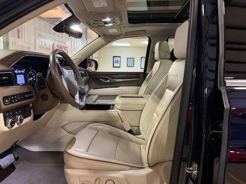 Used 2021 GMC Yukon Denali w/ Denali Ultimate Package AWD/4WD image 6
