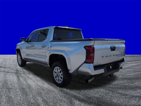 Used 2024 Toyota Tacoma SR5 AWD/4WD image 6
