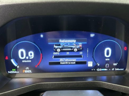 Used 2025 Ford Explorer Platinum w/ LUX Leather Package image 14