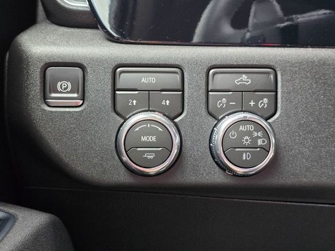 Used 2026 GMC Sierra 1500 Elevation AWD/4WD image 29