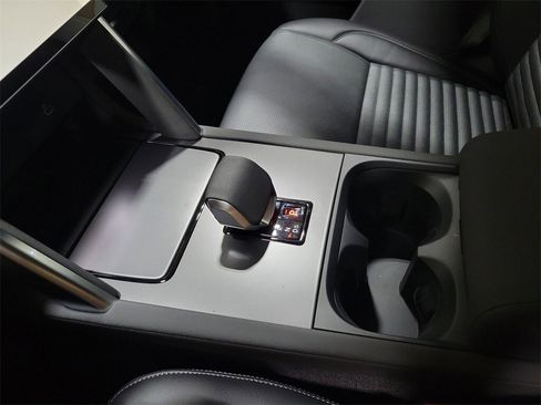 New 2025 Land Rover Discovery Sport Dynamic SE image 20