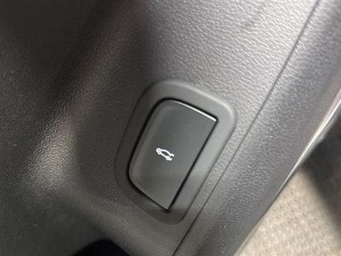 New 2026 Buick Enclave Sport Touring image 29