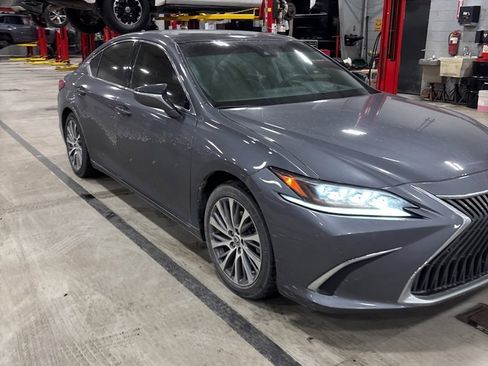 Used 2019 Lexus ES 350 image 1