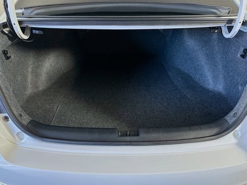 Used 2017 Honda Accord EX-L image 27