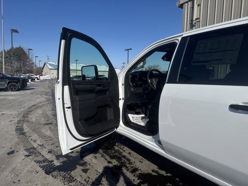 New 2026 Chevrolet Silverado 2500 LT w/ Trail Boss Package image 9