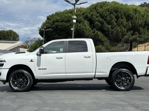 New 2026 RAM 2500 Laramie AWD/4WD image 7