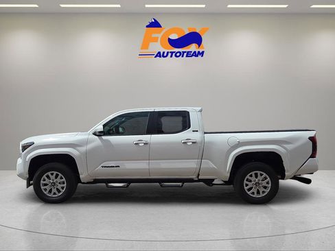 New 2026 Toyota Tacoma SR5 AWD/4WD image 2