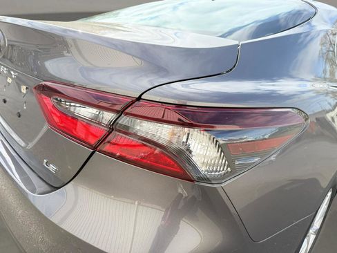 Used 2022 Toyota Camry LE image 13