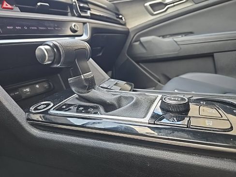Certified 2023 Kia Sportage X-Line AWD/4WD image 27