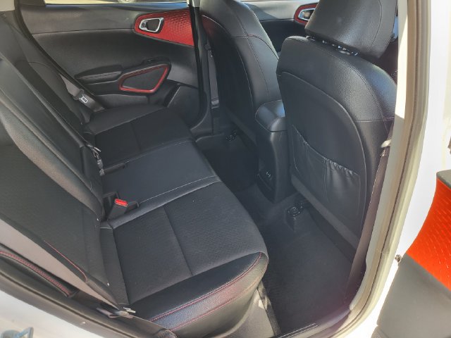 Used 2023 Kia Soul GT-Line FWD image 24