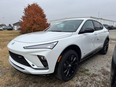 New 2026 Buick Envista Sport Touring image 1