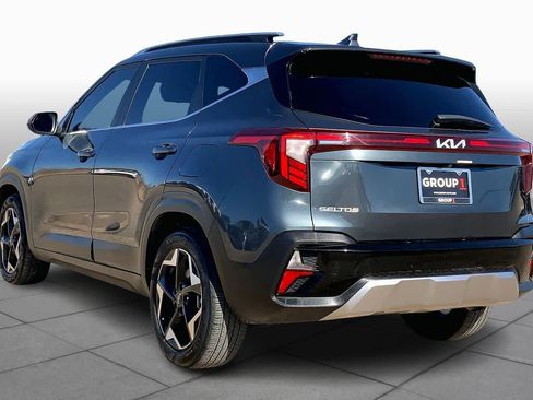 Used 2024 Kia Seltos EX image 12
