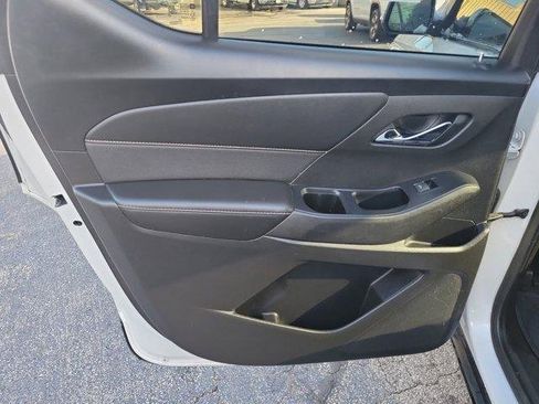 Used 2021 Chevrolet Traverse Premier w/ Redline Edition image 11