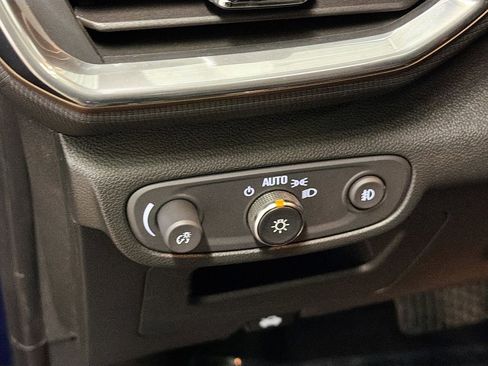 Used 2023 Chevrolet TrailBlazer ACTIV w/ Sun and Liftgate Package image 12