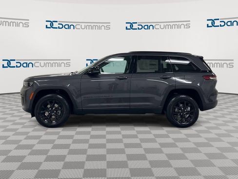 New 2026 Jeep Grand Cherokee Altitude AWD/4WD image 5