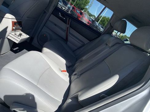 Used 2013 Toyota Highlander Limited FWD image 10