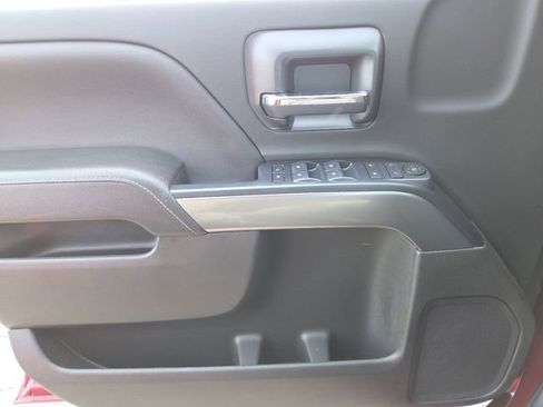 Used 2018 Chevrolet Silverado 1500 LT w/ All Star Edition image 27