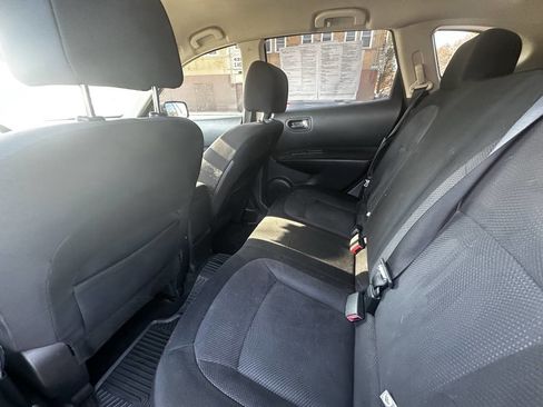 Used 2013 Nissan Rogue S image 16