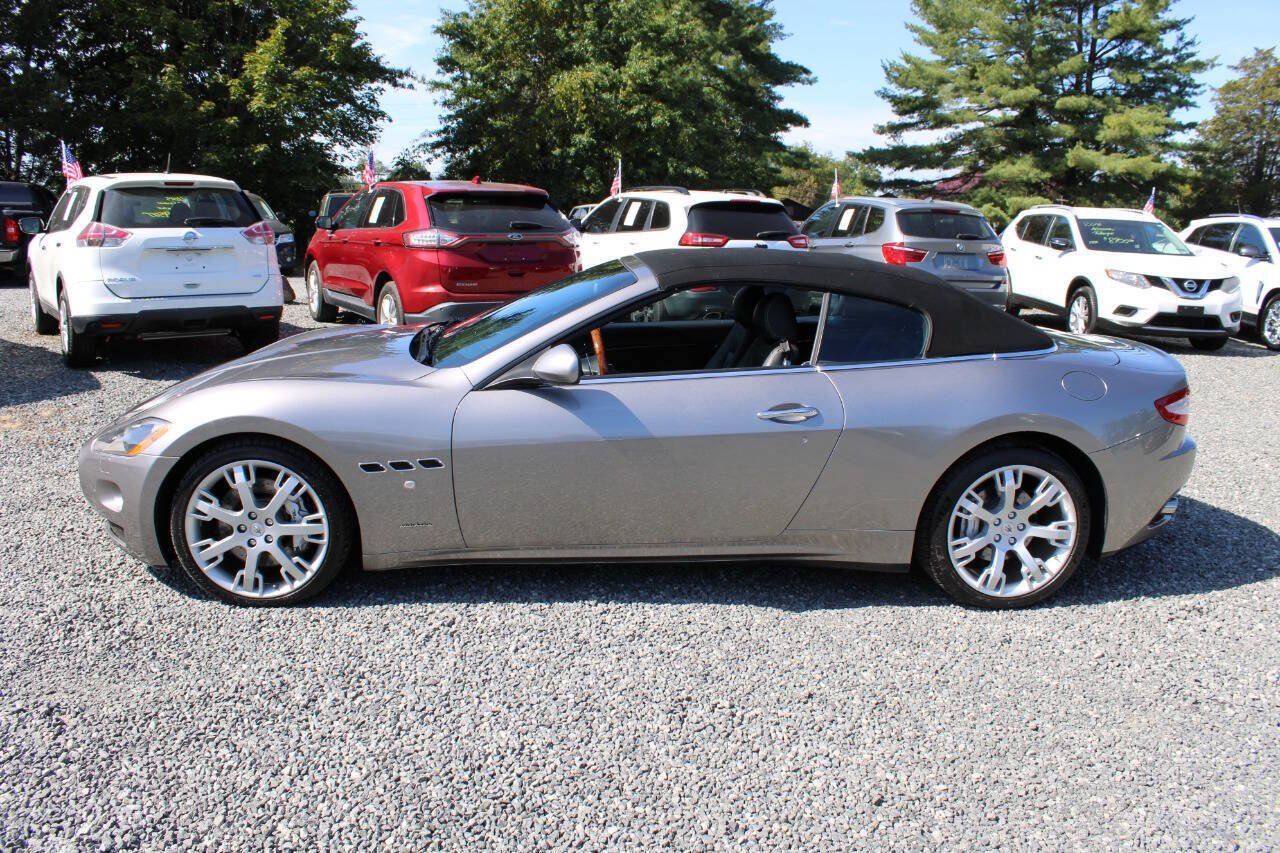 Used 2010 Maserati GranTurismo Convertible RWD image 18