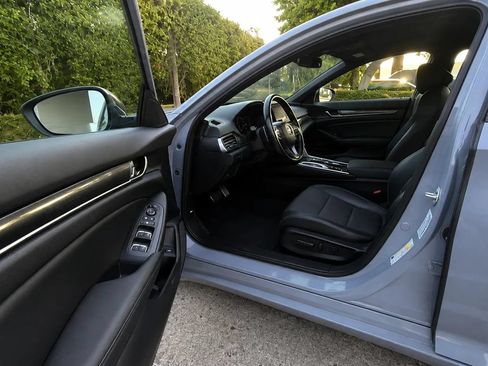 Used 2022 Honda Accord Sport image 17
