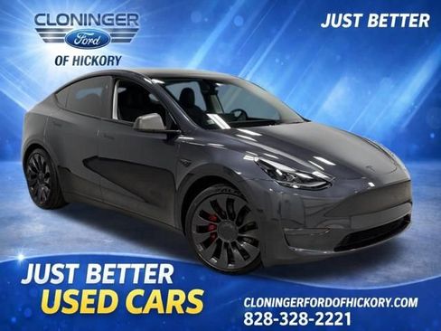Used 2024 Tesla Model Y Performance AWD/4WD image 1