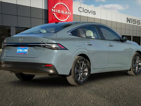 New 2026 Nissan Sentra SL image 3