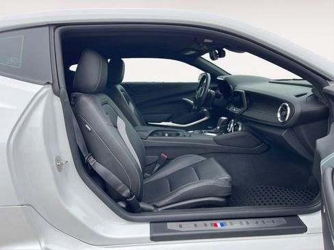 Used 2022 Chevrolet Camaro SS RWD image 15