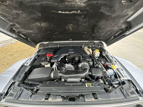 Used 2020 Jeep Gladiator Rubicon image 29