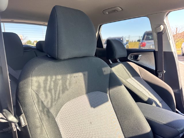 Certified 2024 Kia Soul LX w/ LX Technology Package FWD image 33
