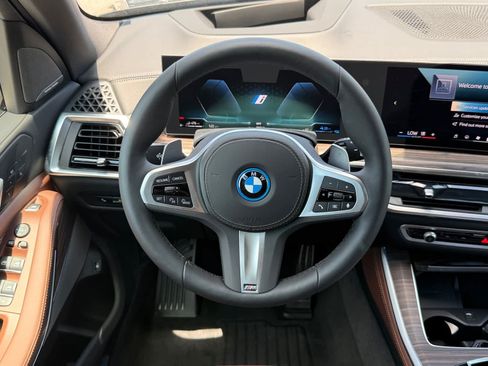 Used 2026 BMW X5 xDrive50e w/ M Sport Package AWD/4WD image 22