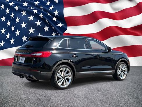 Used 2016 Lincoln MKX Reserve w/ Luxury Package FWD image 6