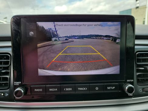 Used 2023 Kia Rio S w/ Technology Package image 10