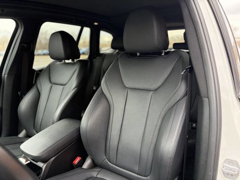 Used 2019 BMW X3 xDrive30i image 9