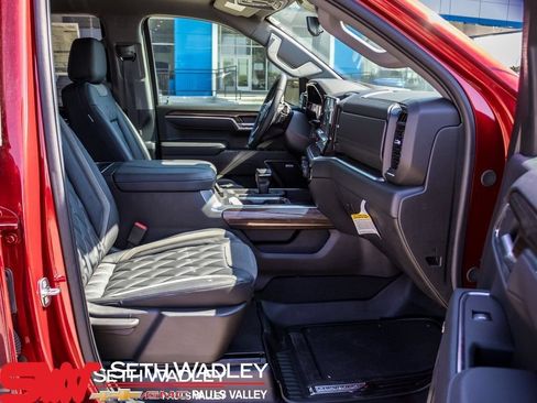 New 2025 Chevrolet Silverado 1500 RST AWD/4WD image 20