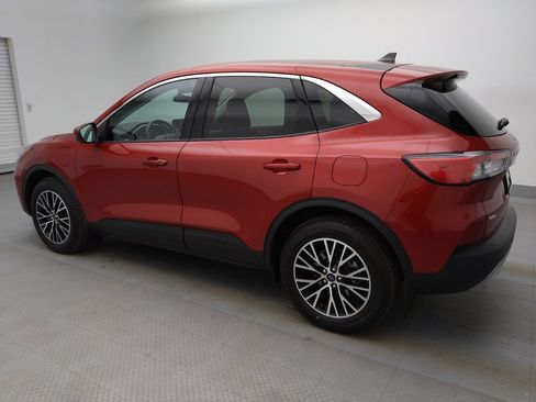Used 2022 Ford Escape SEL w/ Technology Package FWD image 3
