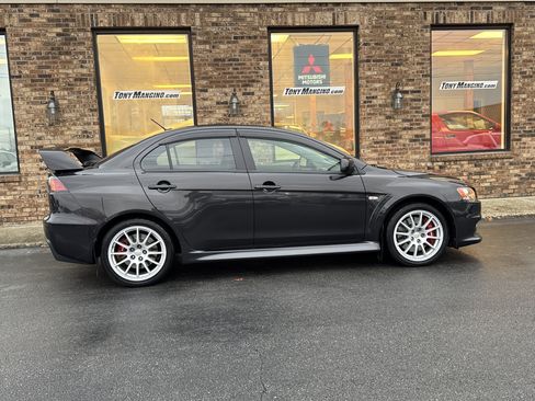 Used 2011 Mitsubishi Lancer Evolution GSR image 6