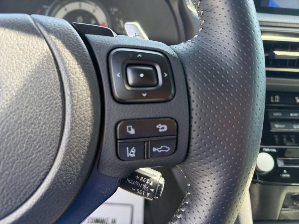 Used 2023 Lexus IS 500 RWD image 16